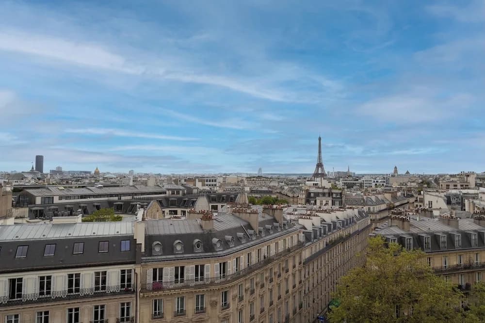 Stylish 1BR Parc Monceau Retreat - photo 14