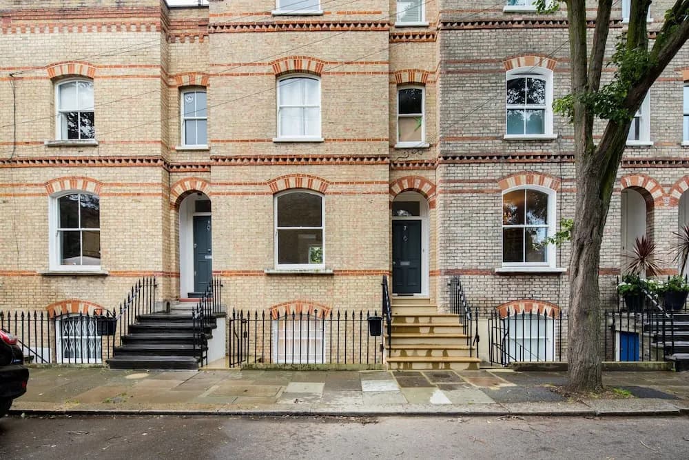 Quiet Classical/modern Designer Garden Flat - photo 1