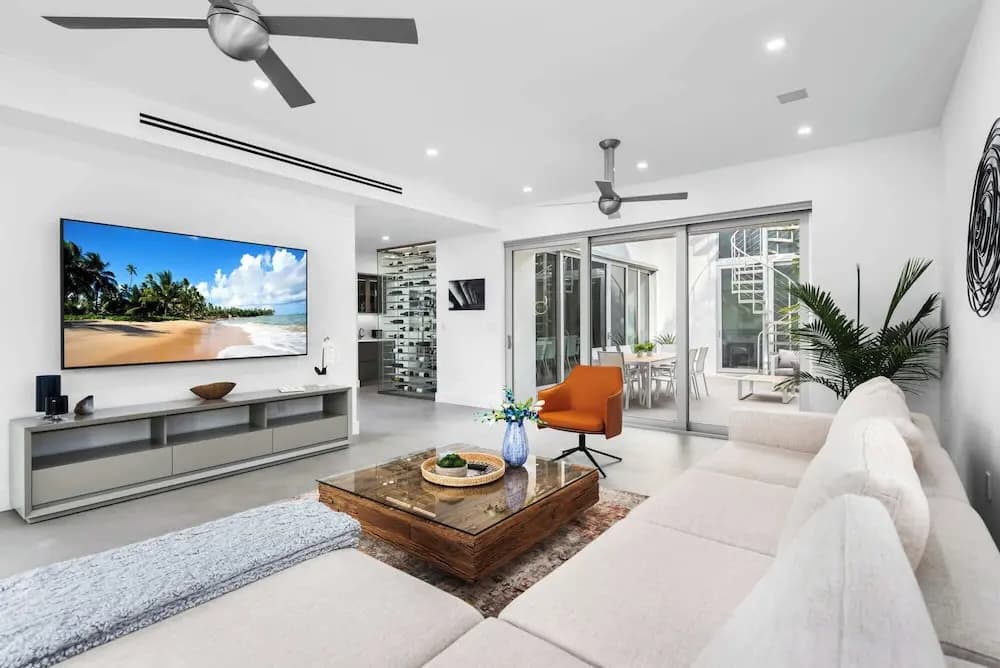Villa Haven by Rove 4BR Waterfront W/pool & Gym - photo 5
