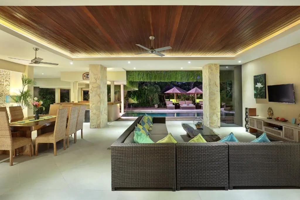 Villa J Deluxe - main photo