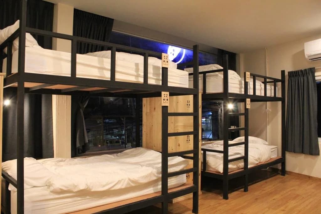 Mad Panda Hostel - photo 3