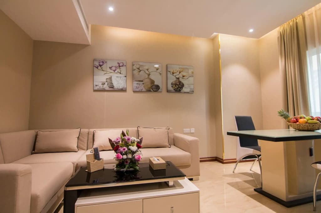 City Park Hotel Apartments - photo 4