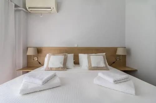 Kariatidon Apartment - main photo