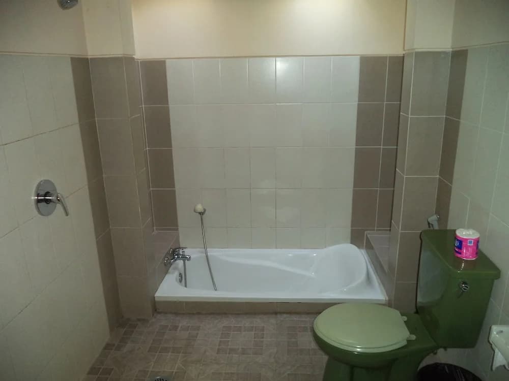 Lokasari Bungalows Spa & Gallery - photo 9