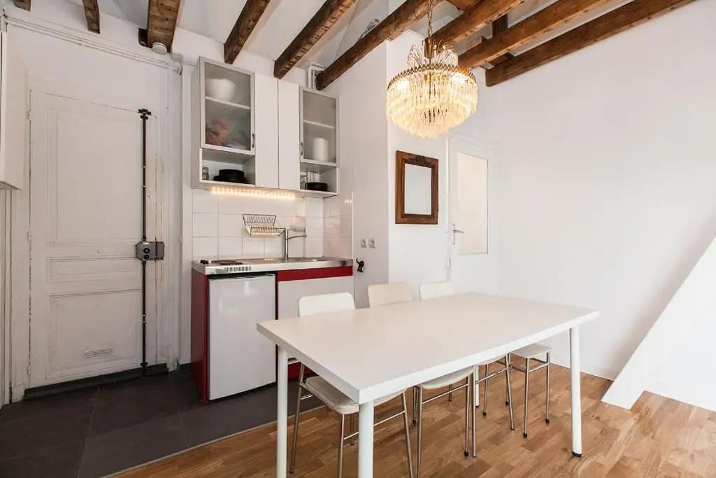 Charming 30m² border of MONTMARTRE - photo 18