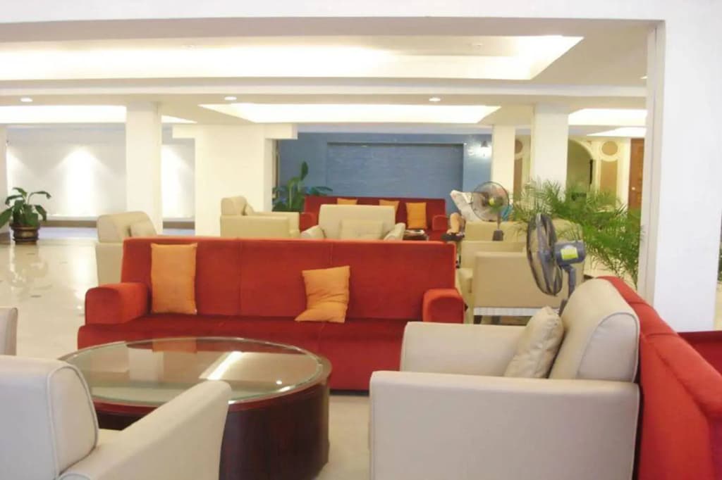LK Mansion - photo 2