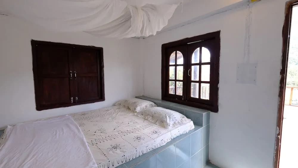 Silver Cliff Bungalows - photo 5