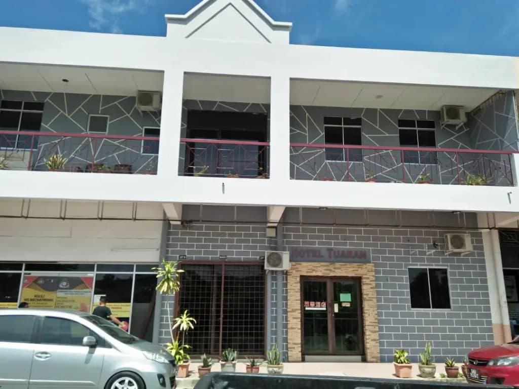 Hotel Tuaran - main photo
