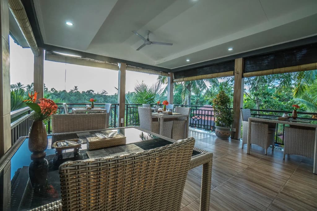 Adi Bisma Inn - photo 14