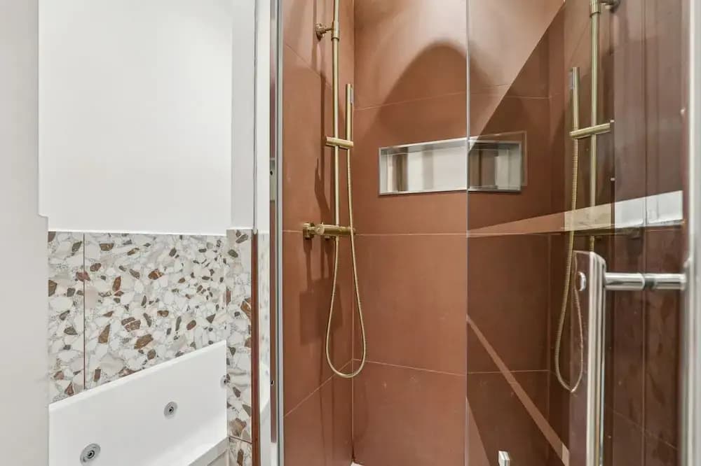 Lavie Maison Hot Tub Seaside Flat - photo 5