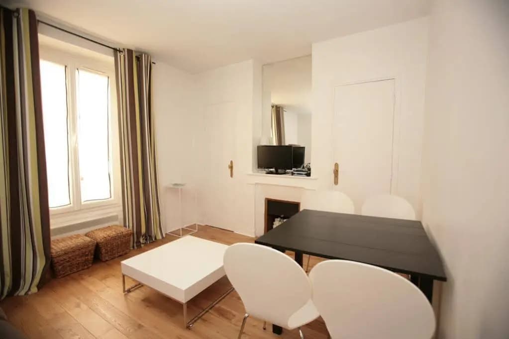 Sunny Saint Germain 1 Bdrm (158) - photo 6