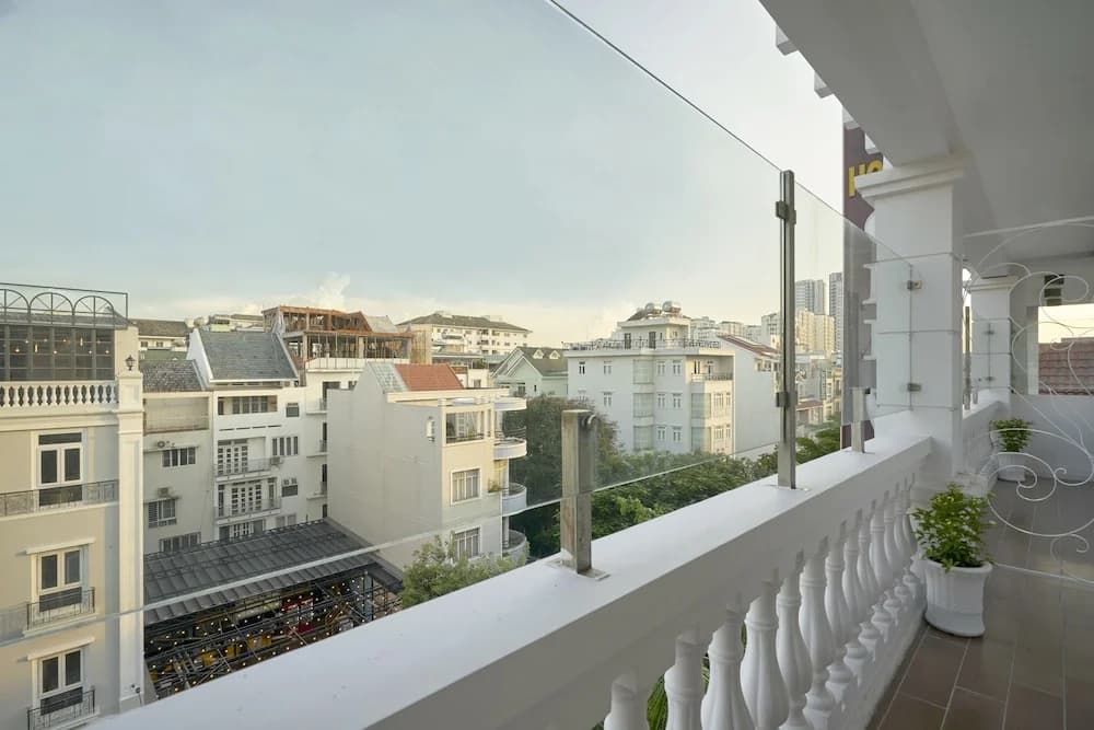 Bizu Hotel Ii - Phu My Hung District 7 - photo 15