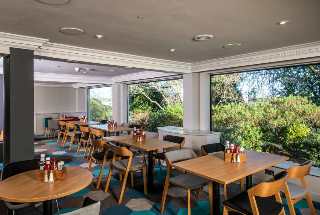 Holiday Inn Express Edinburgh City West by IHG - photo 16