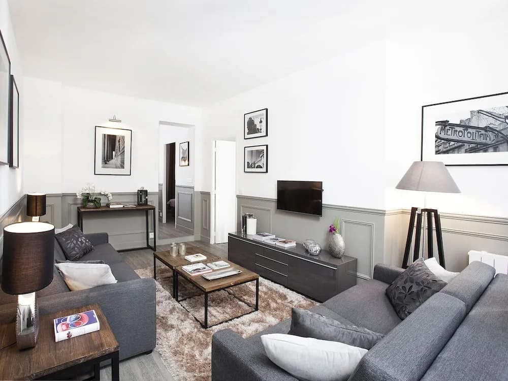 Luxury 3BR Gr-Boulevards I by Livinparis - photo 2