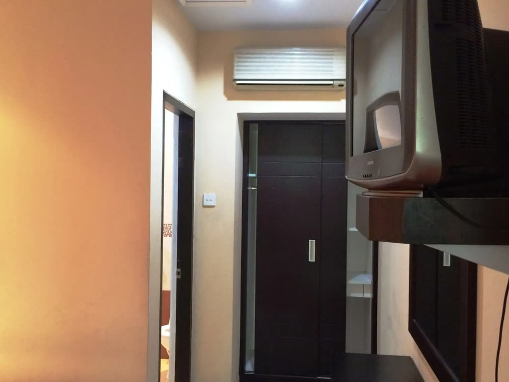 Sri Ratu Hotel - photo 6