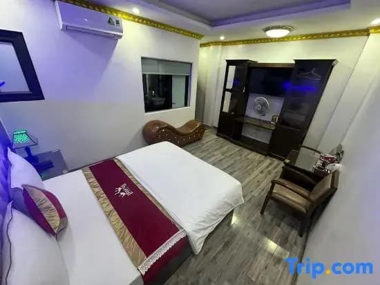 Hoang Gia Long Bien Hotel - photo 4