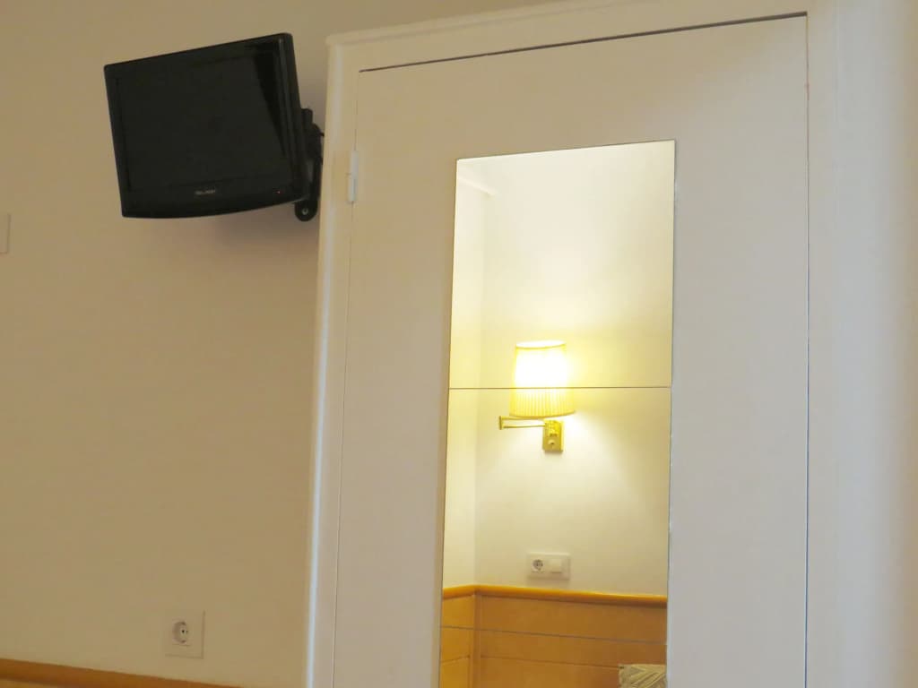 Barcelona City Rooms - photo 5