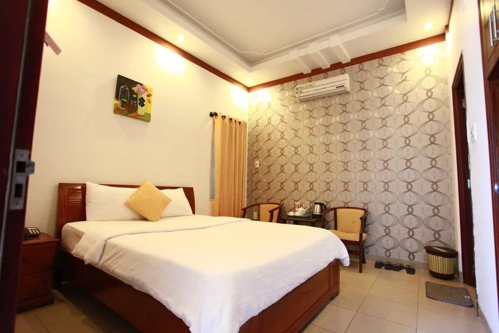Lighting Hotel - photo 2