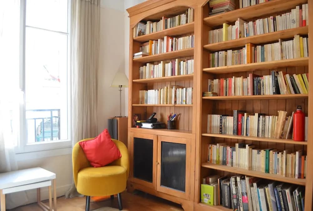 Bright Montmartre 1 Bedroom Flat - photo 1
