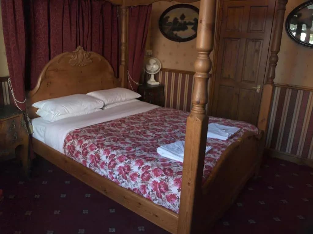Oakley Hotel - photo 3