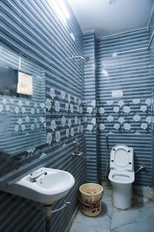 Roomshala 127 Mannat Stay - photo 7