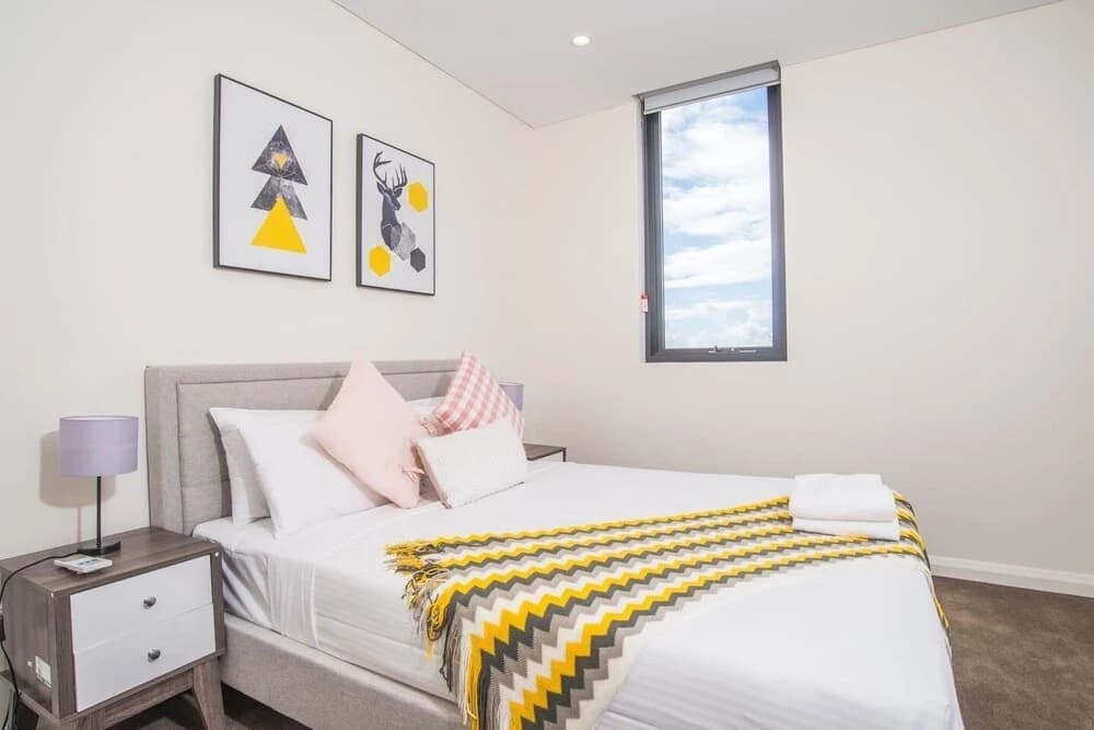 Refreshing 2bed2bath APT in Up&coming Liverpool - photo 4