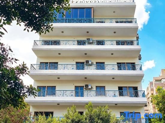 Qinfu Hotel - photo 2