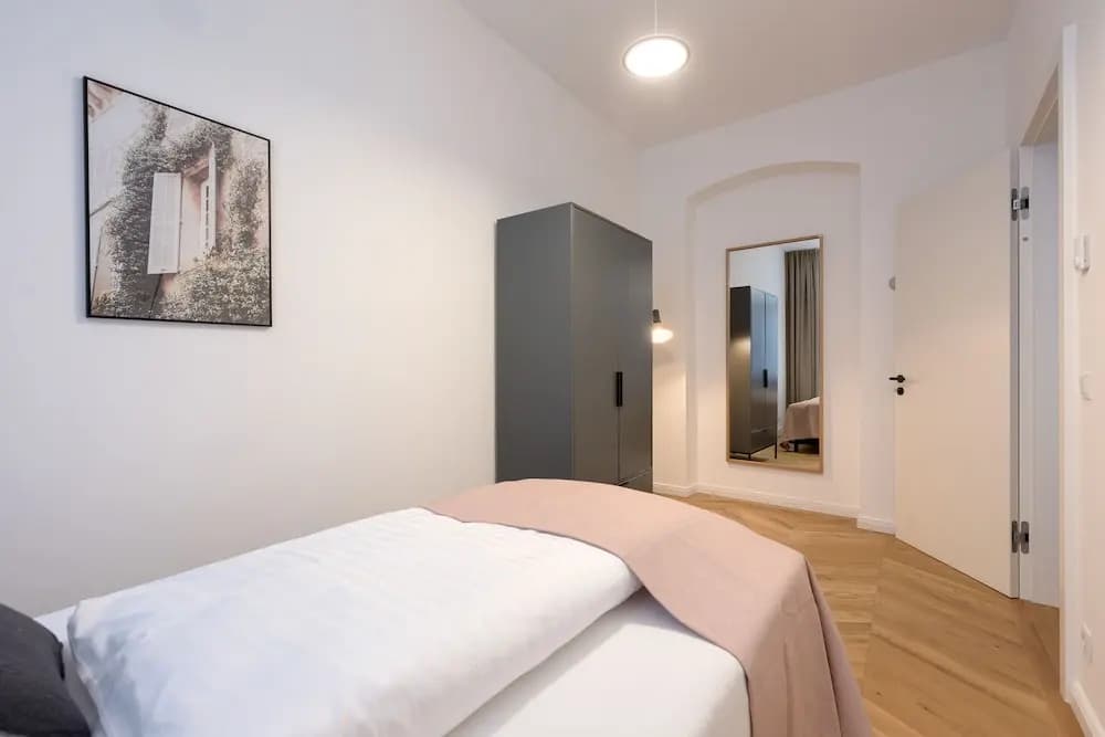 Limehome Vienna Karajangasse - photo 44
