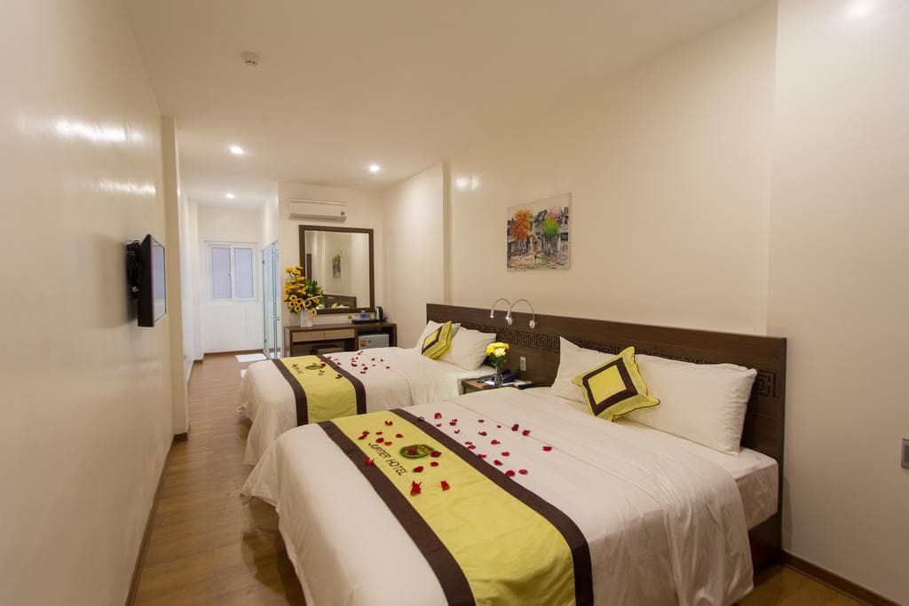 Jupiter Hotel - photo 9