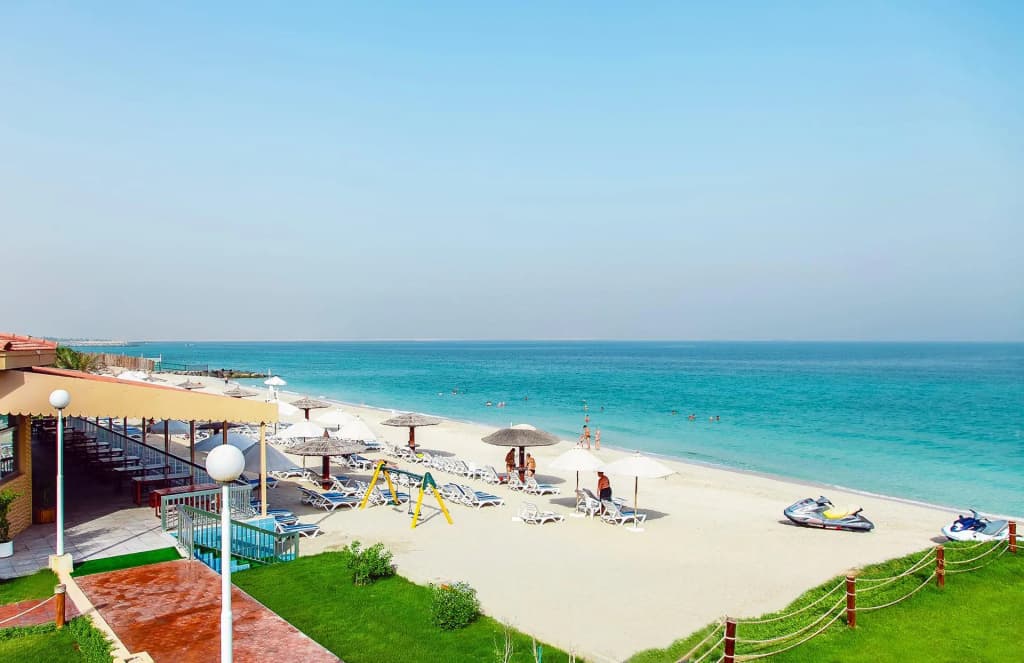 Sharjah Carlton Hotel - photo 16
