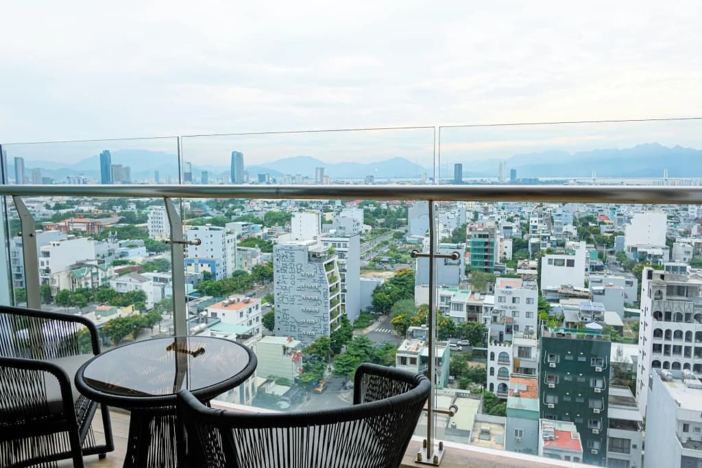 Prince Hotel Da Nang - photo 28