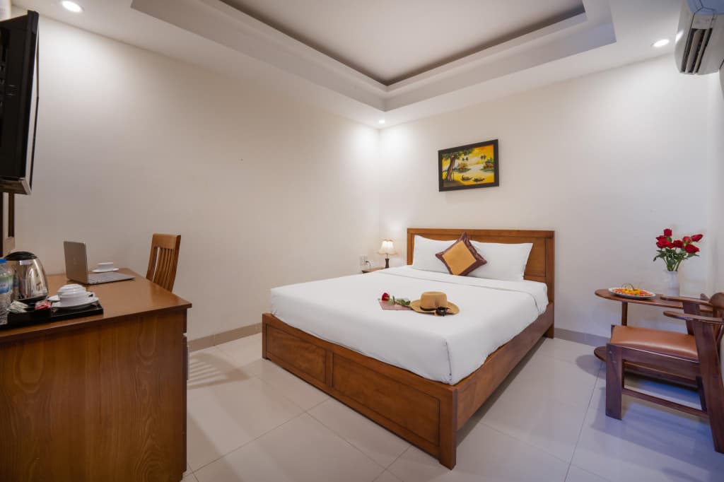 ELC Beach Hotel - photo 17