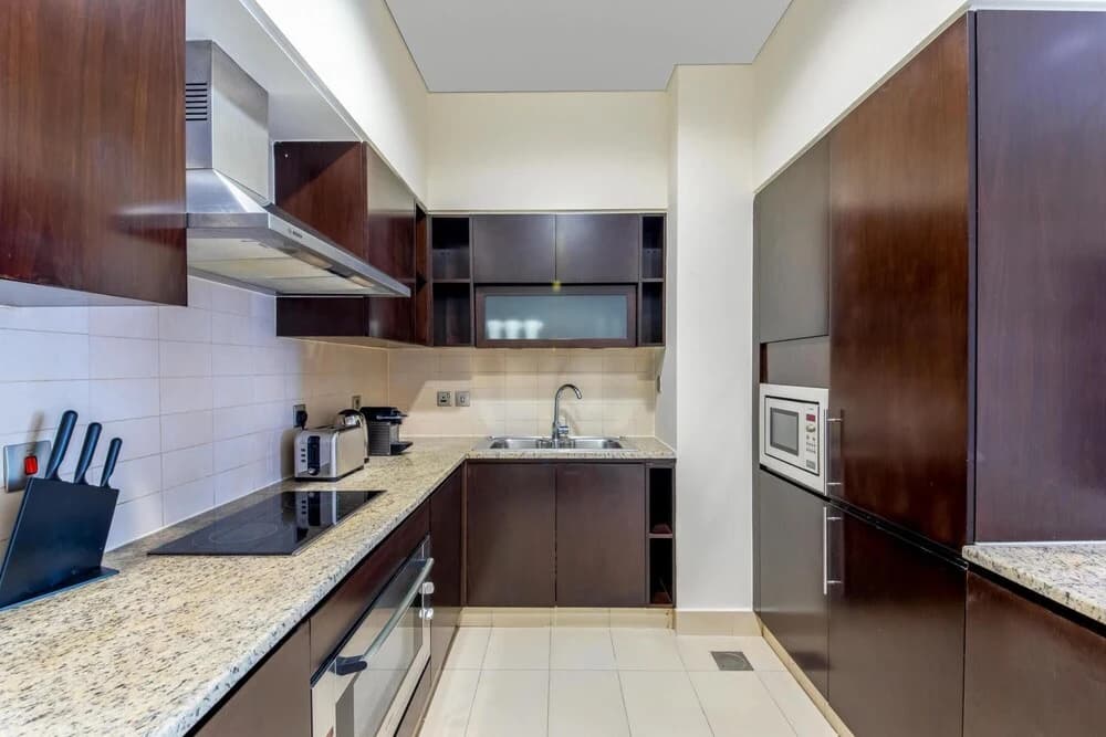 Luxury Urban Chic Apt on Palm w Prvt Beach Access - photo 10