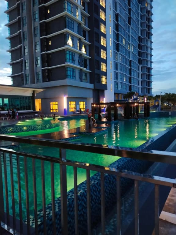 ZilleVille Studio Suite Seaview With Balcony at Imperium Residence - photo 48