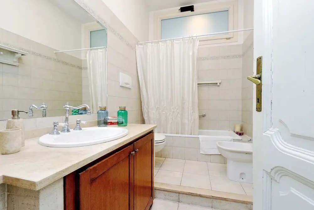 Oslavia Central Apartment - photo 8