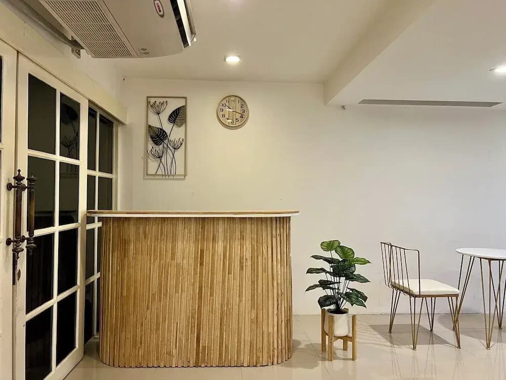 Comfy Crib Hostel 2 - photo 2