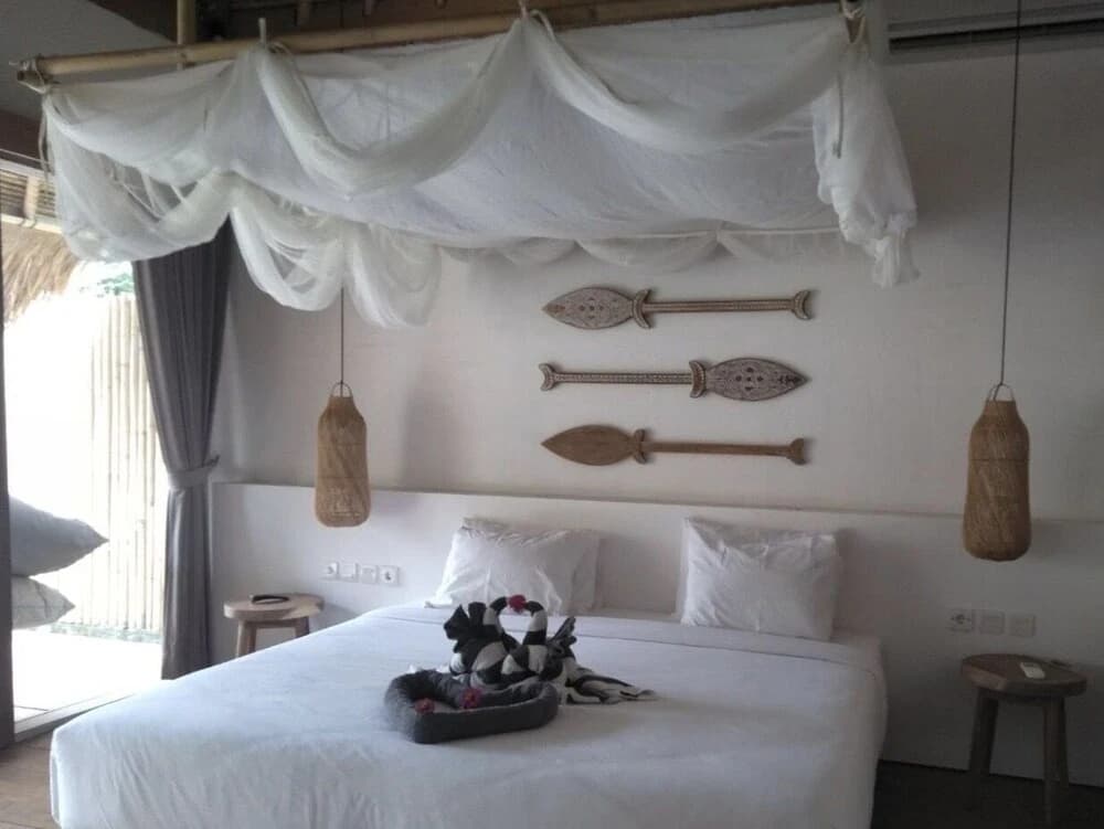 BoBos Villa - photo 2