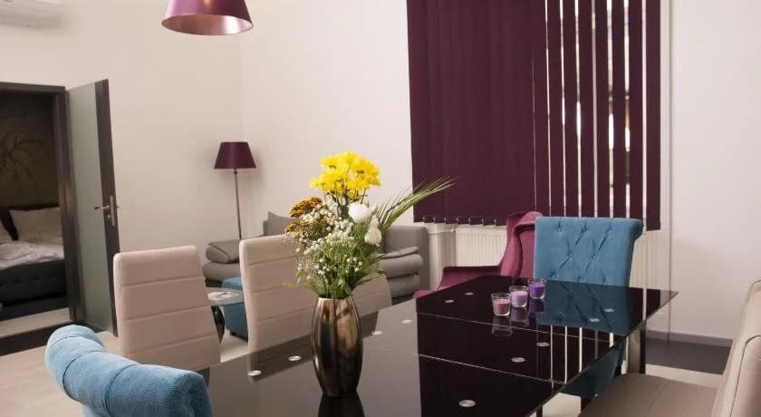 Palace Apartments - photo 4