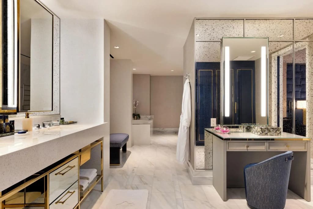 Fontainebleau Las Vegas, MICHELIN Key Award Hotel - photo 46