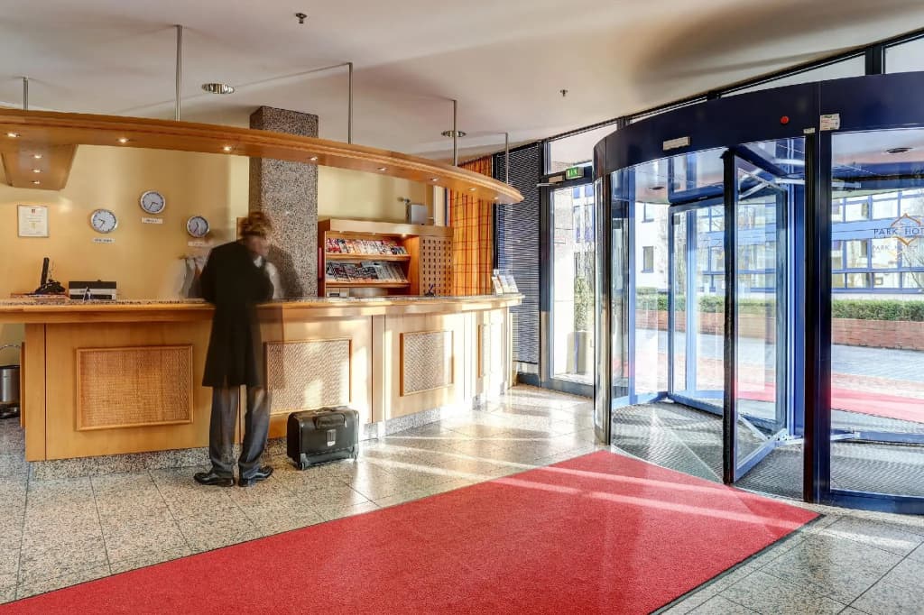 Centro Park Hotel Berlin Neukölln - photo 15