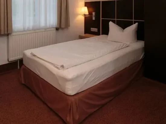 Hotel Landhaus Schlachtensee - photo 3