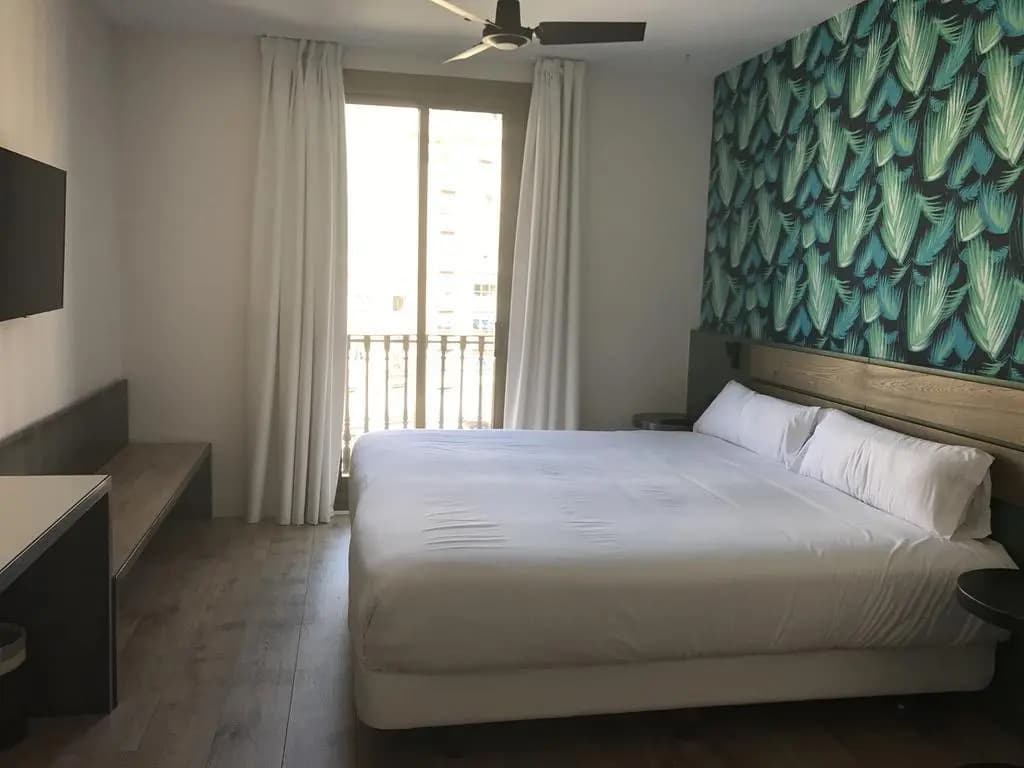 Hotel Chic&basic Lemon Barcelona - photo 21