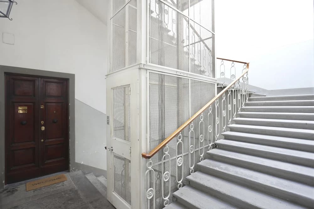 Luxury Apartment in Central Florence - photo 11