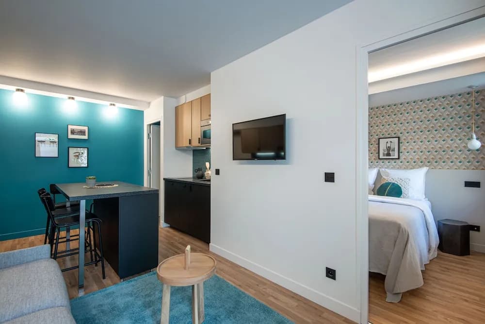 New  Superbe  Appt  Design 60'S Paris 15 - photo 4