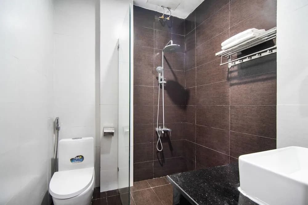 OYO 475 Orange House - photo 10