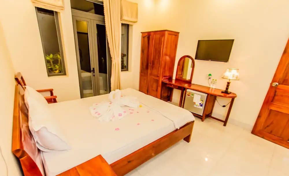 Lien Thong Hotel - photo 5