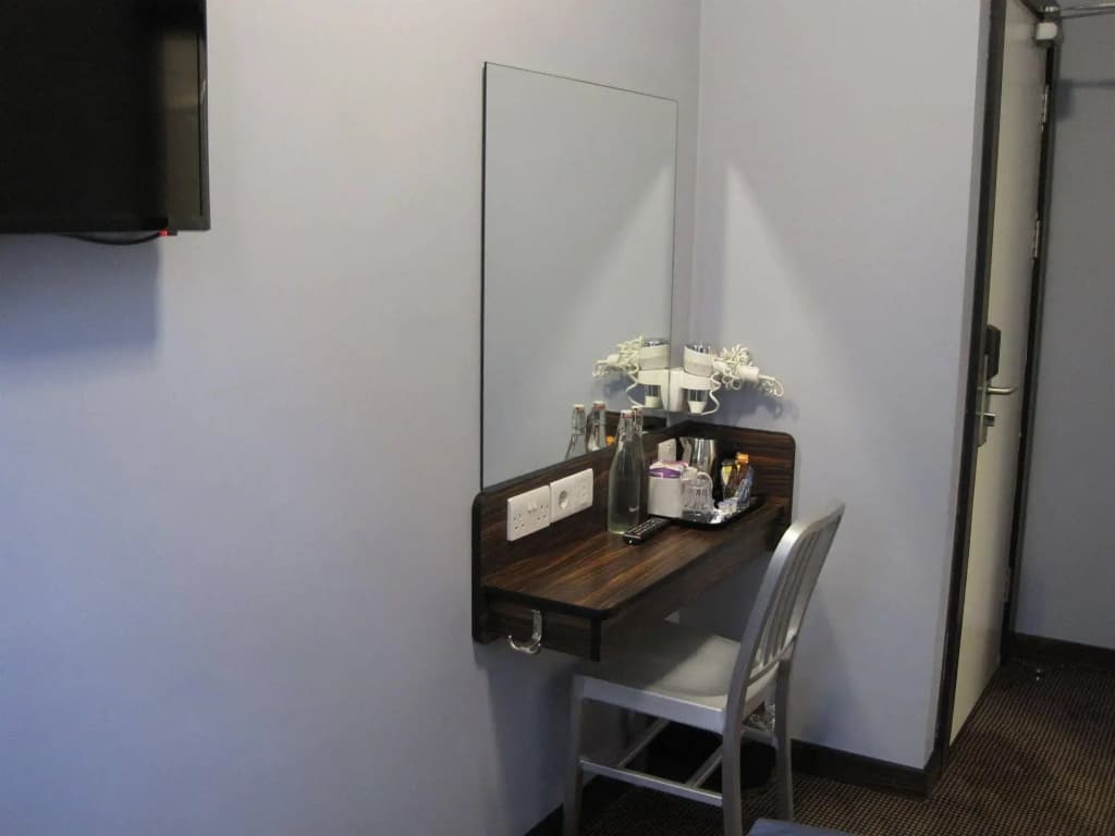 The Angus Hotel - photo 2