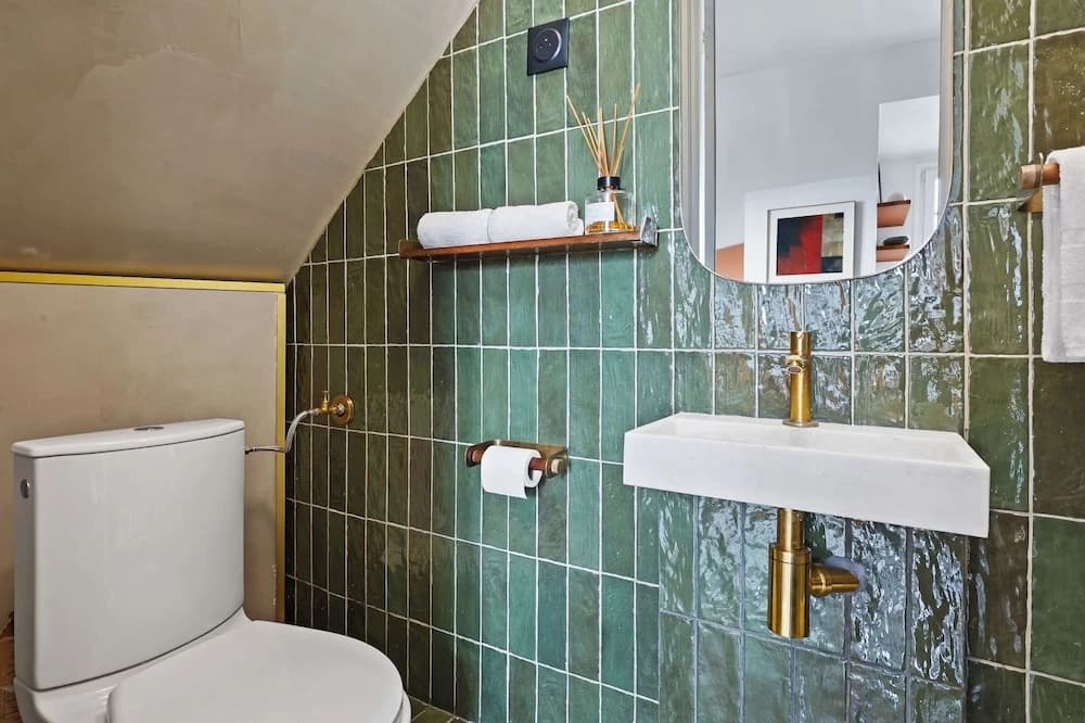 Stylish 1BR Parc Monceau Retreat - photo 8