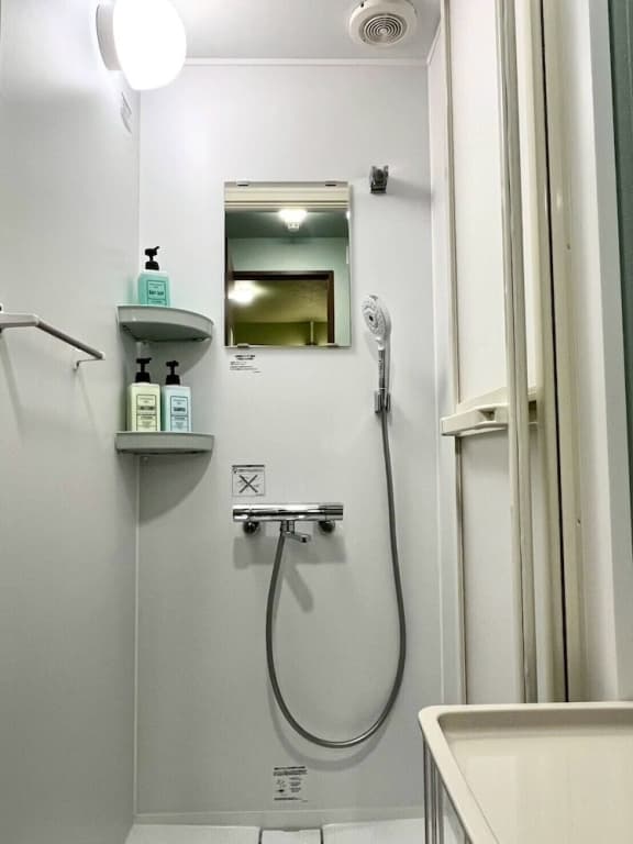 Otemachi Kamon Hotel - Caters to Men - Hostel - photo 8