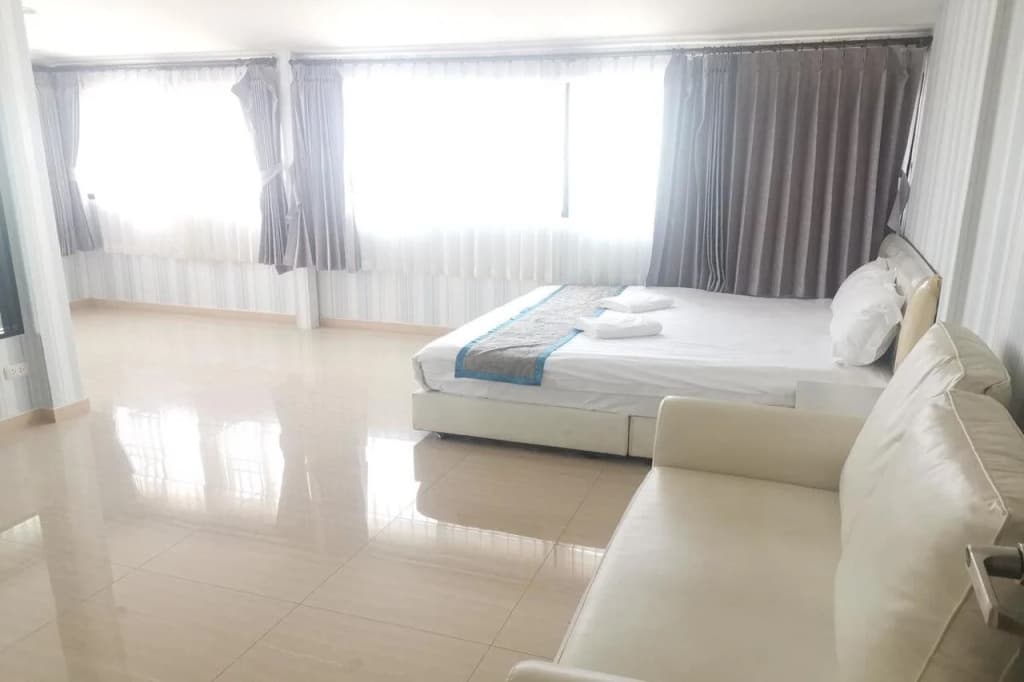 Abani Jomtien Inn - photo 5